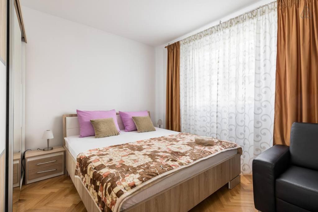 Apartments Nena Сплит Екстериор снимка