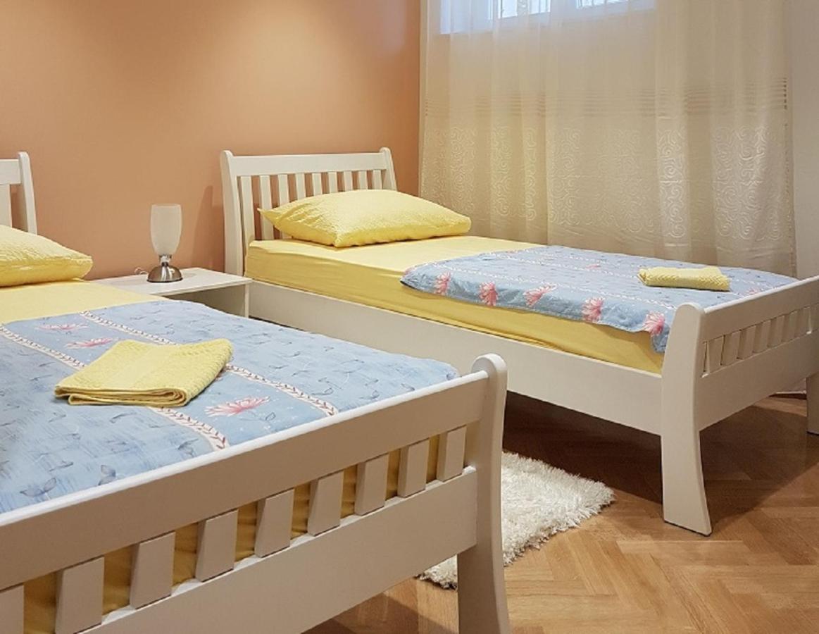 Apartments Nena Сплит Екстериор снимка